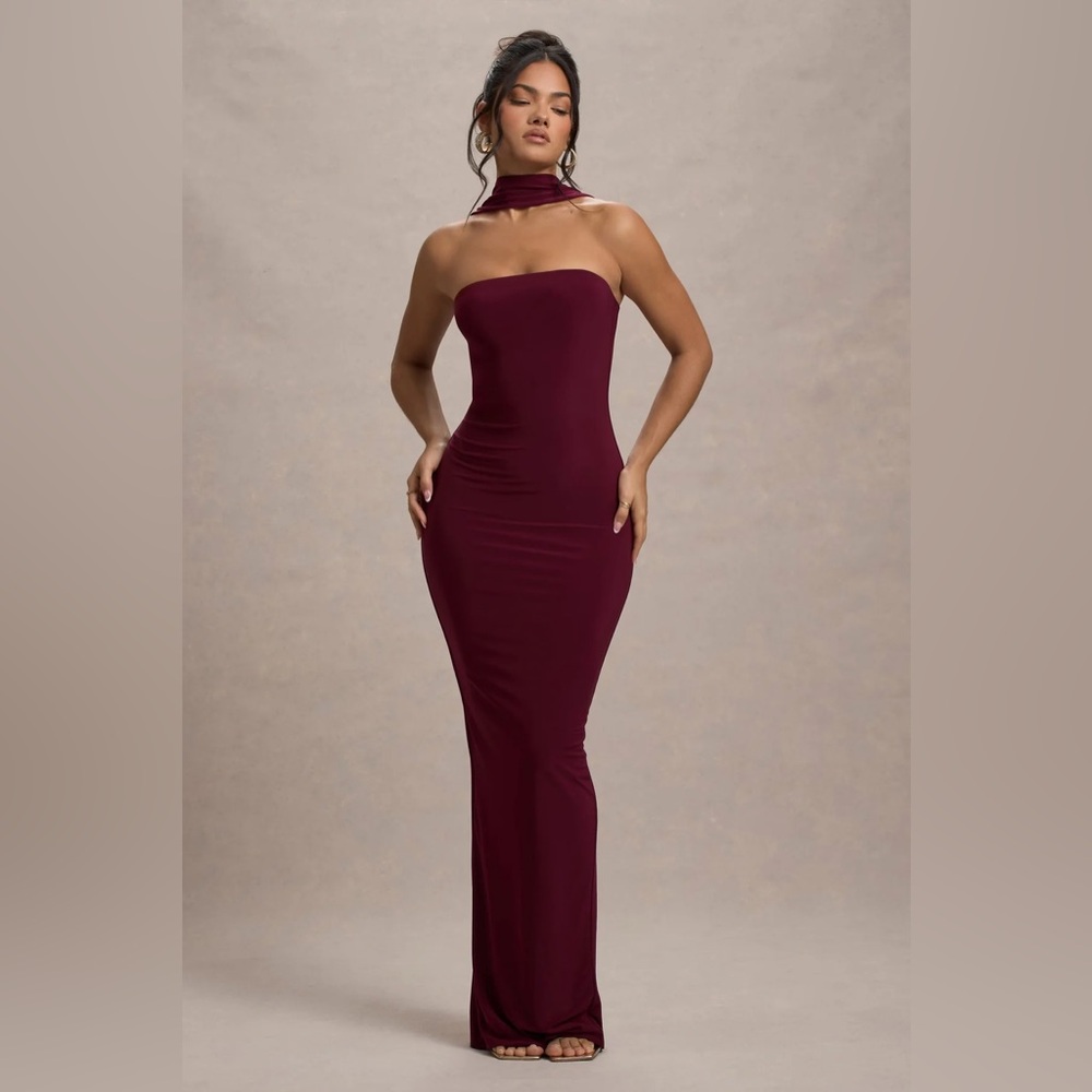 Burgundy Bandeau Maxi Dress With Halter-Collar
